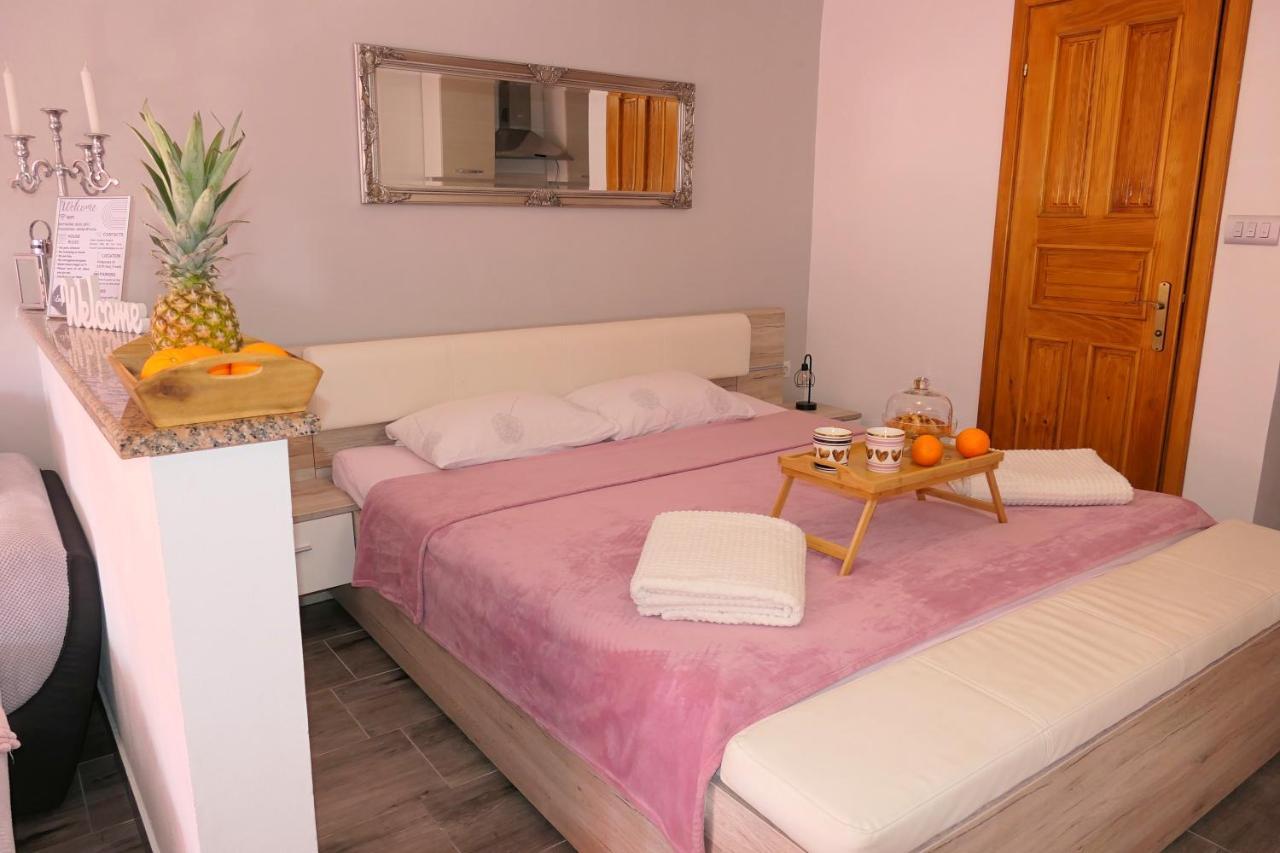 Apartment Laura Senj  Ngoại thất bức ảnh