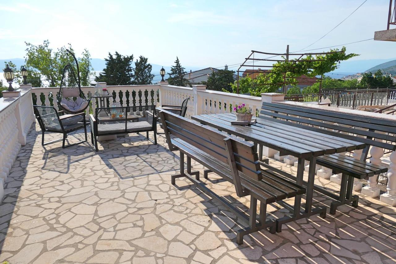 Apartment Laura Senj  Ngoại thất bức ảnh
